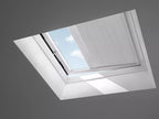 Tenda semioscurante plissettata Velux per finestre con cupola CVP/CFP - FMK Integra ELETTRICA